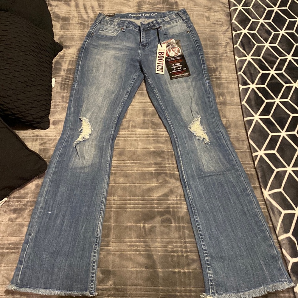 COPY - Size 28 Regular Cowgirl Tuff Company Jeans